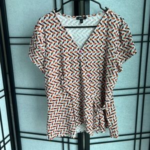 AUW Geometric Red and White Blouse
